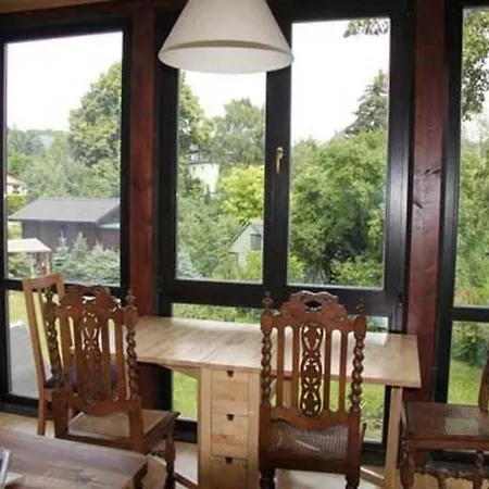 Апартаменты Schoene In Ebersdorf Mit Grill Und Garten *